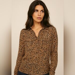 Jones New York Signature Blouse – Chic & Classic with Faux Pockets Size L